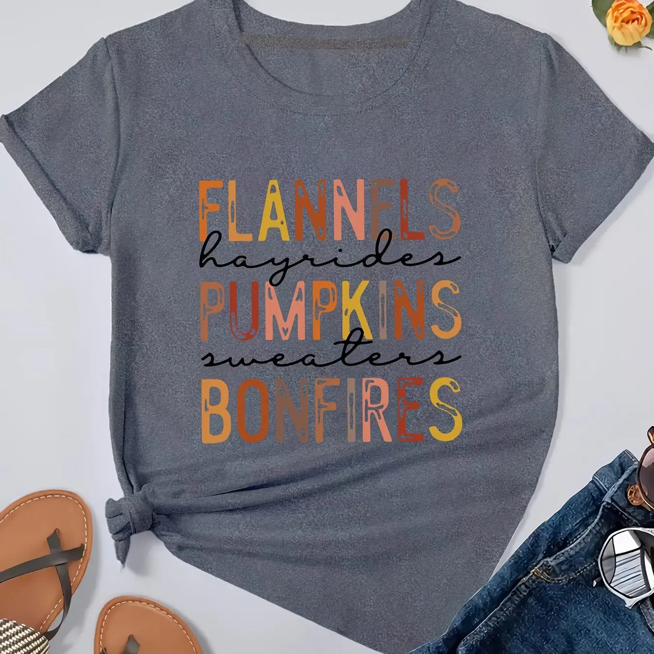 https://alittledisandat.com › products › plus-size-pumpkin-print-relaxed-fit-tshirt1725643494813 variants17