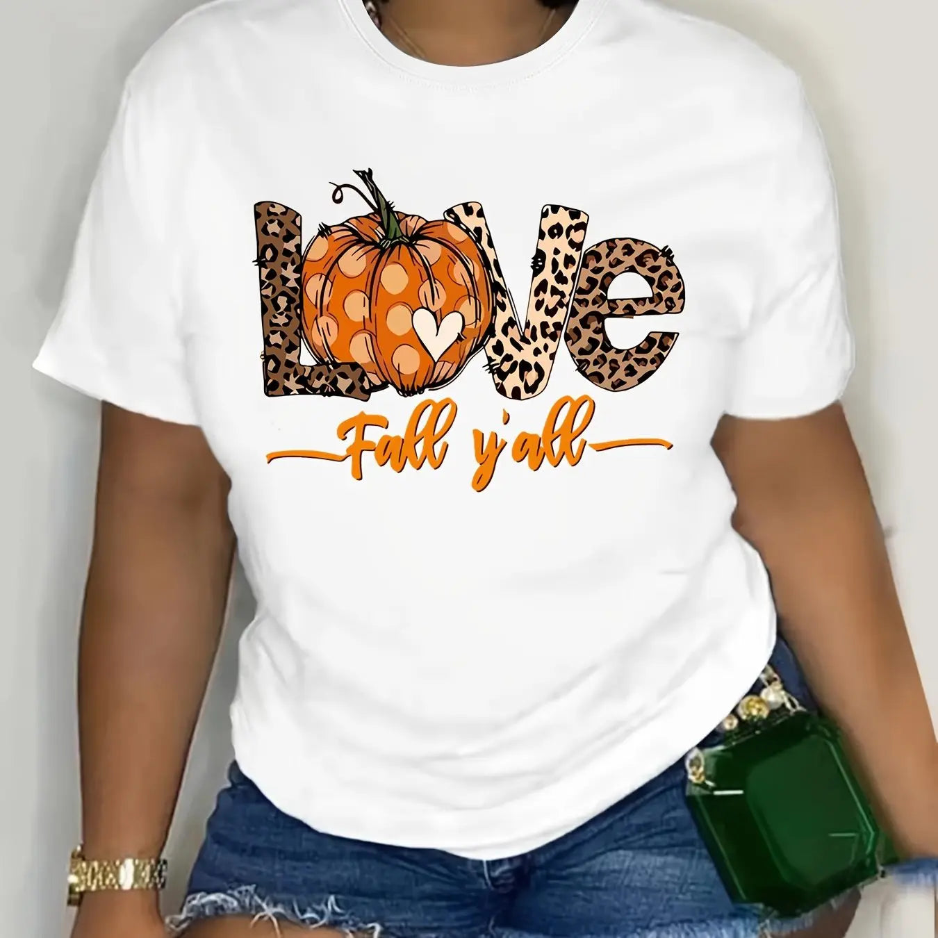 https://alittledisandat.com › products › plus-size-pumpkin-print-short-sleeve-tshirt1725641622393 variants10