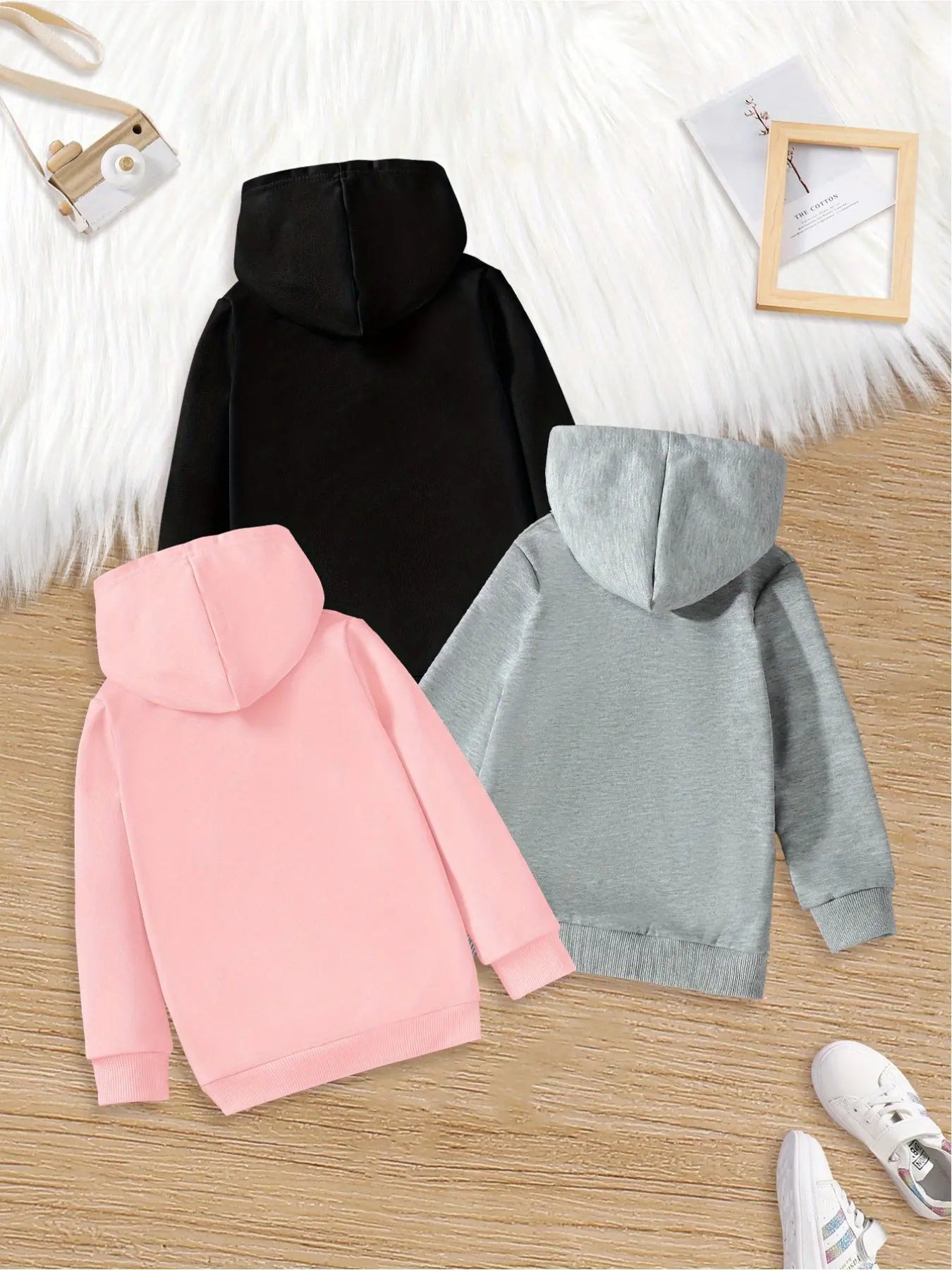 https://alittledisandat.com › products › girls-3piece-knit-hoodie-set-with-magical-prints1726057529611 image8