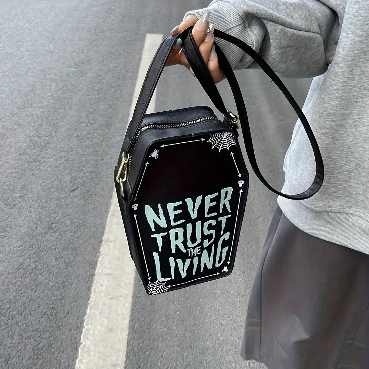  https://alittledisandat.com › products › gothic-coffin-crossbody-bag-with-slogan-and-spider-web-pattern1726409739426 mage0