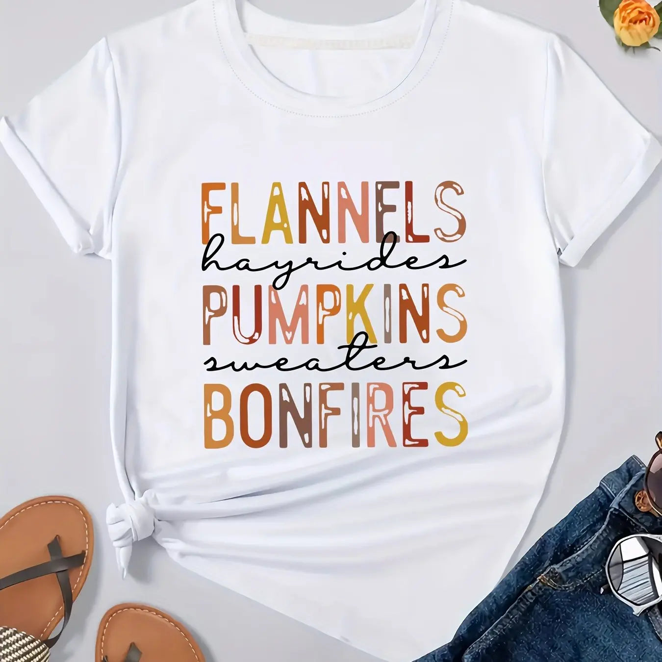 https://alittledisandat.com › products › plus-size-pumpkin-print-relaxed-fit-tshirt1725643494813 variants11